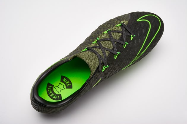 Nike Phantom VSN Surge Pro DF FG Mens Soccer Cleats