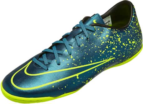 nike mercurial victory