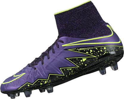 venom cleats