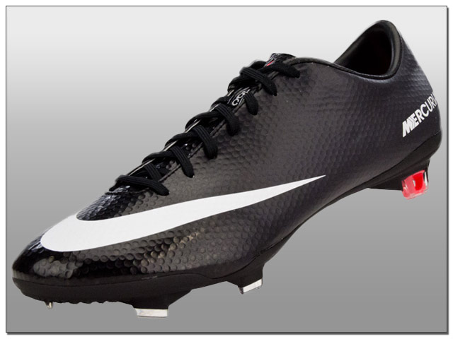 new soccer cleats nike