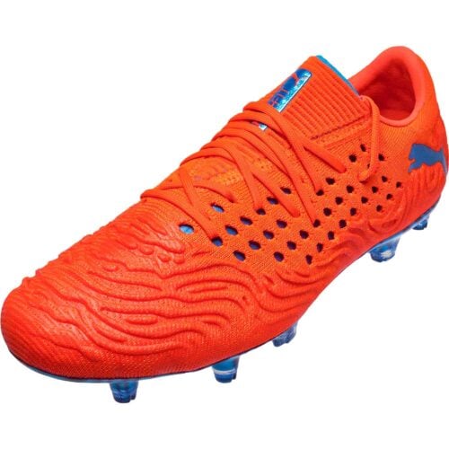 puma soccer shoe