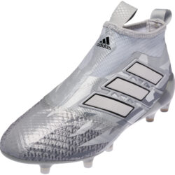 ace soccer shoes