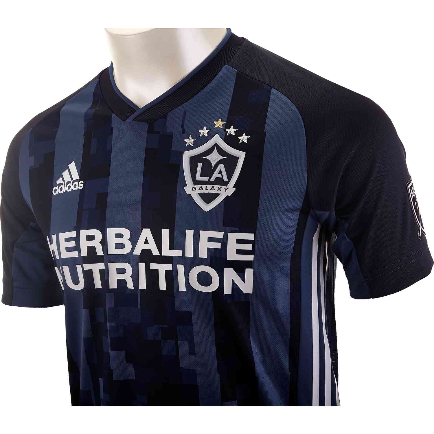 Nice Kits: LA Galaxy Kit Pays Homage to Los Angeles
