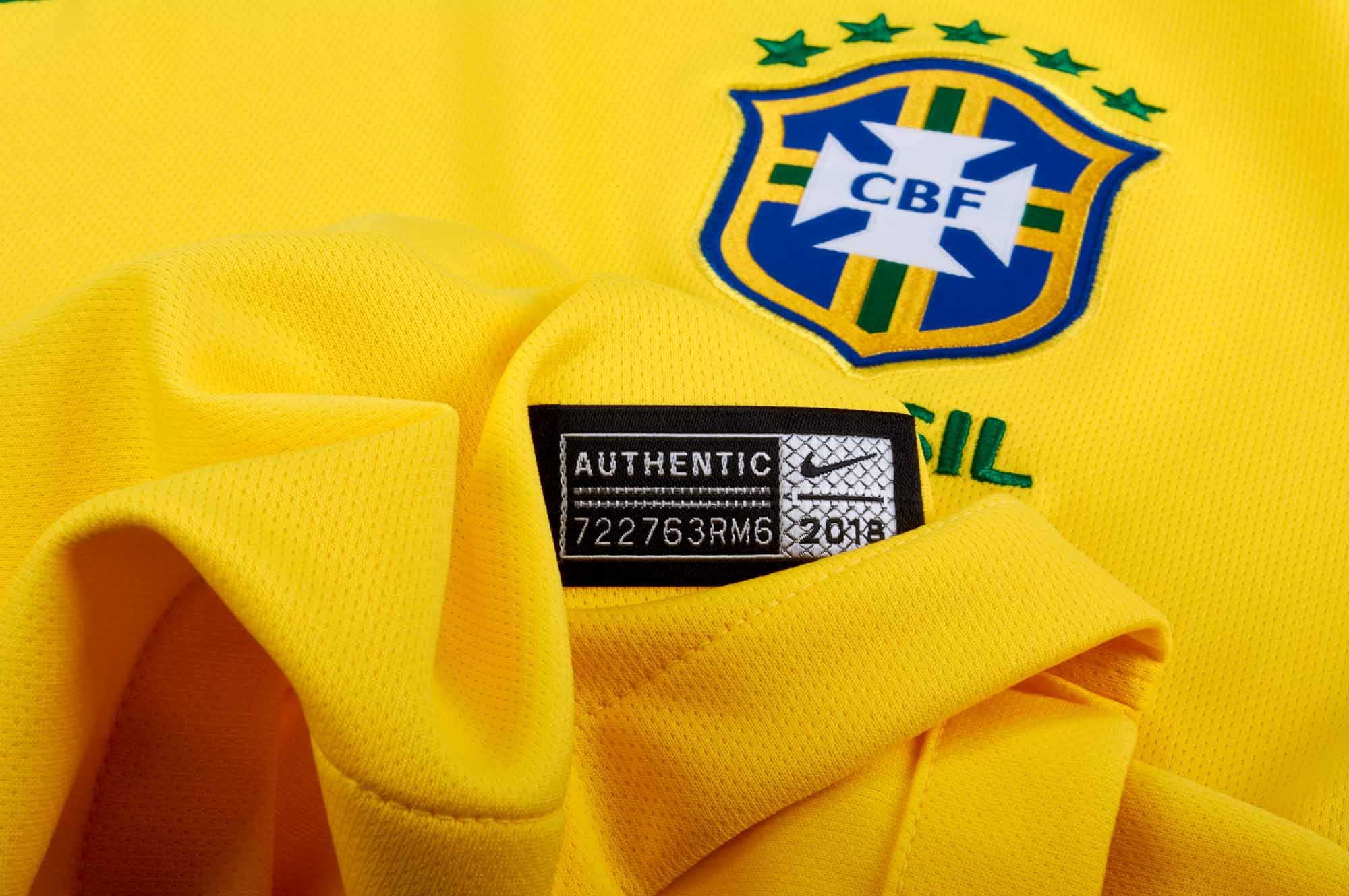 Brazil 2018 World Cup Training Shirt (BNWT) S