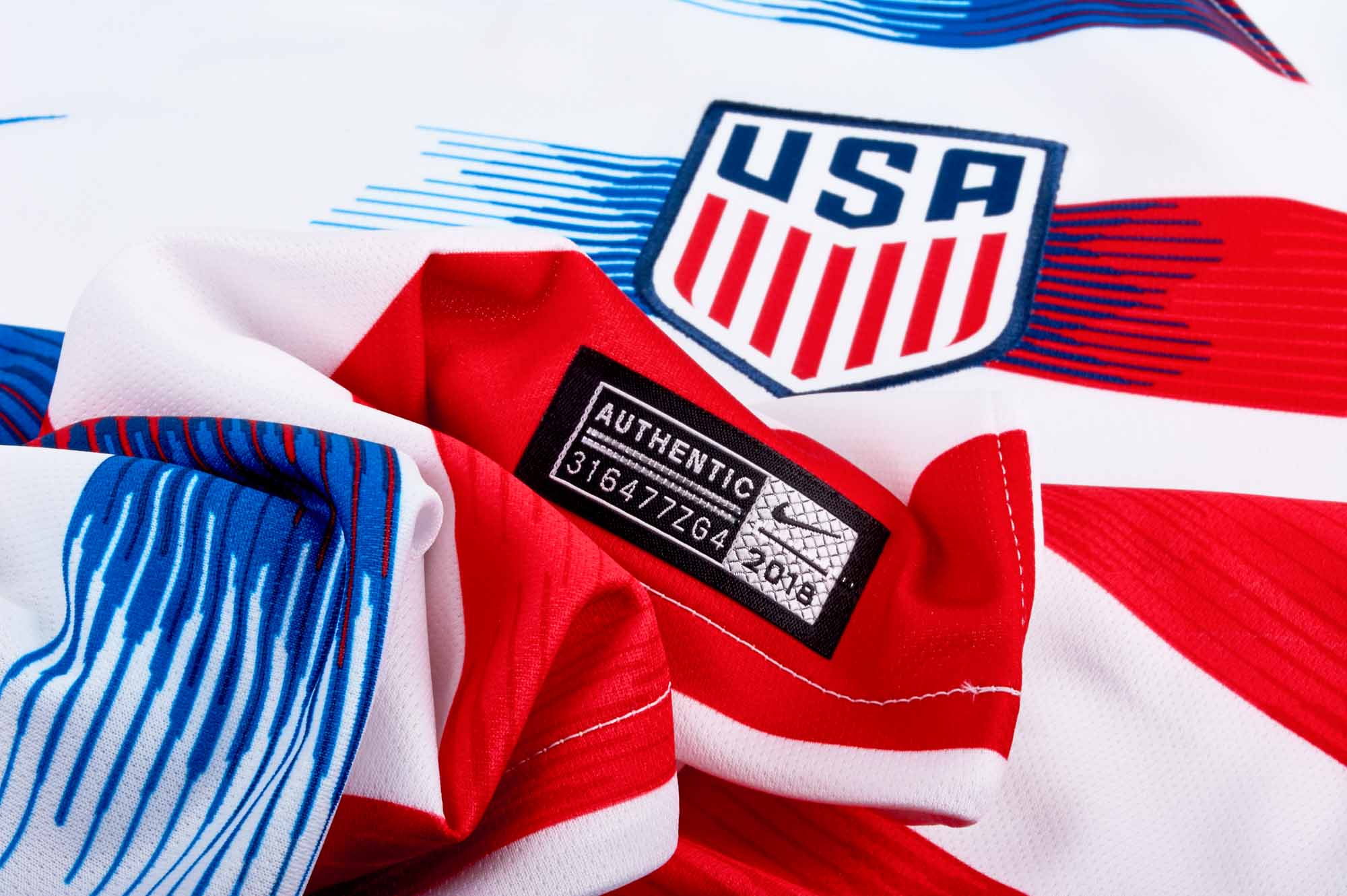 Buy Nike Youth Christian Pulisic USA Home Jersey 2018-19, White/Red/Blue,  Medium Online at Low Prices in India 