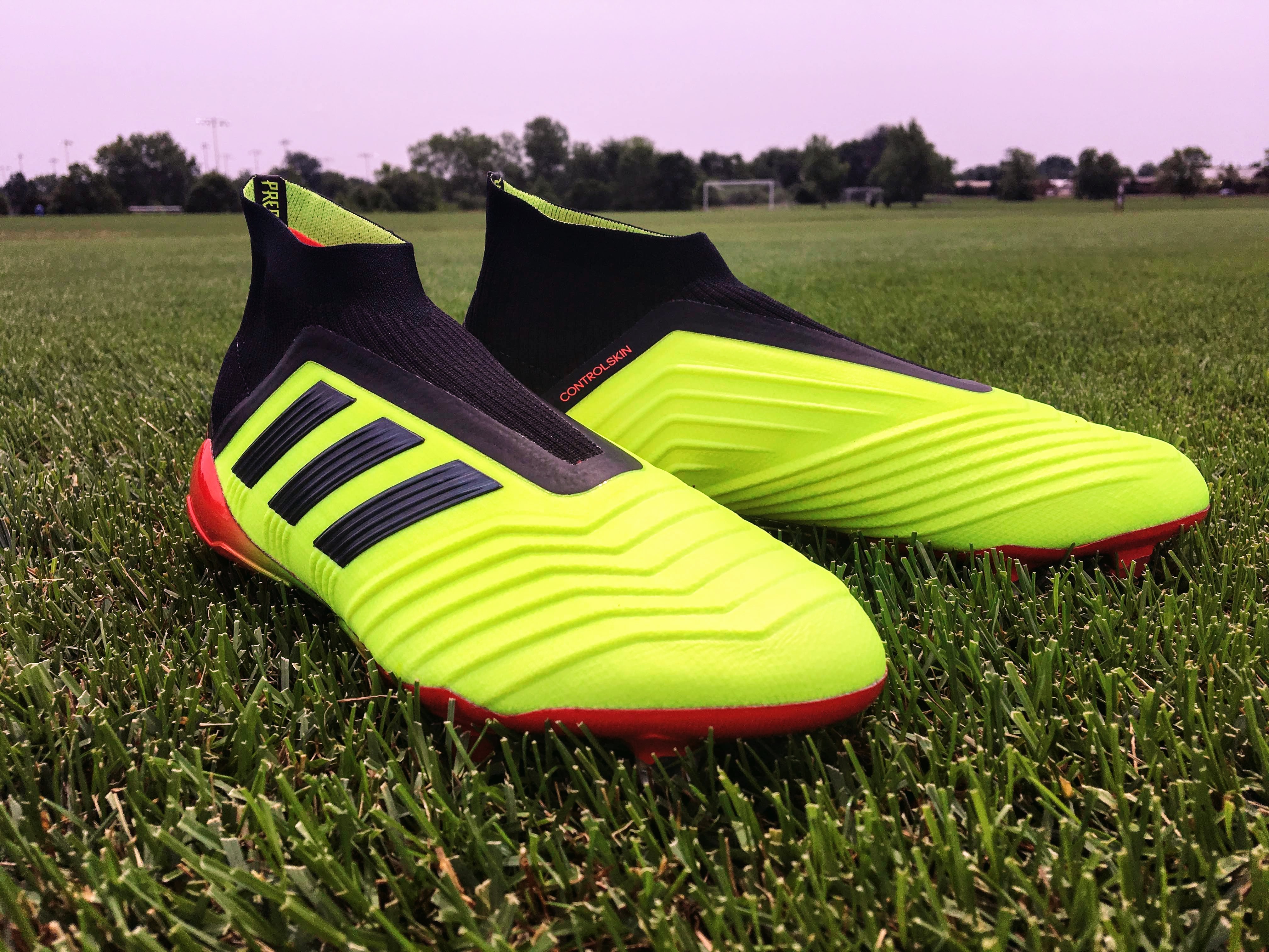 soulier de soccer adidas predator