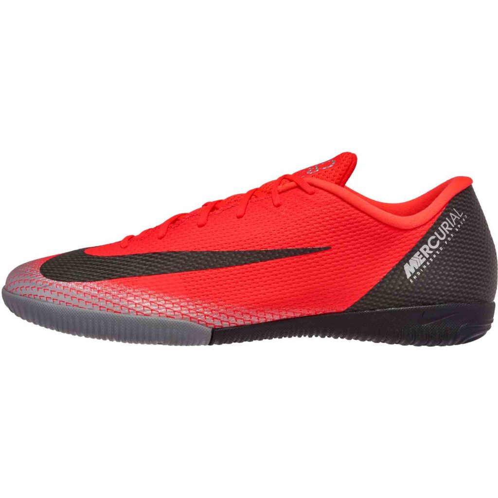 Nike CR7 Mercurial VaporX 12 Academy IC Chapter 7 - SoccerPro