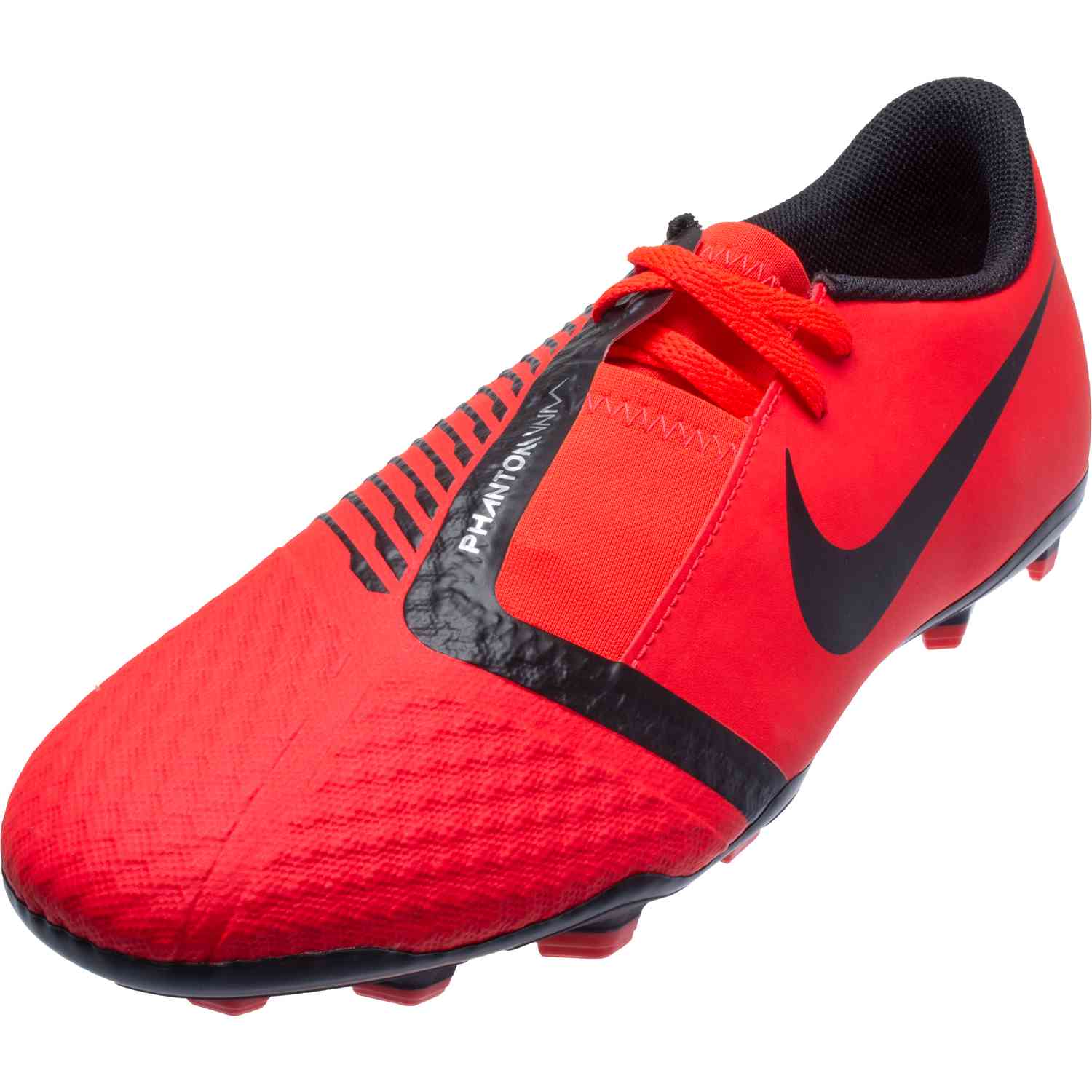 Nike PHANTOM VENOM CLUB FG Football Shoe For Men .