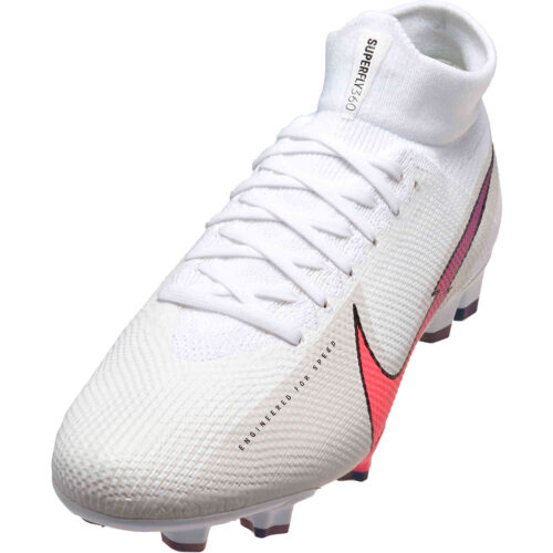 nike soccer cleats clearance