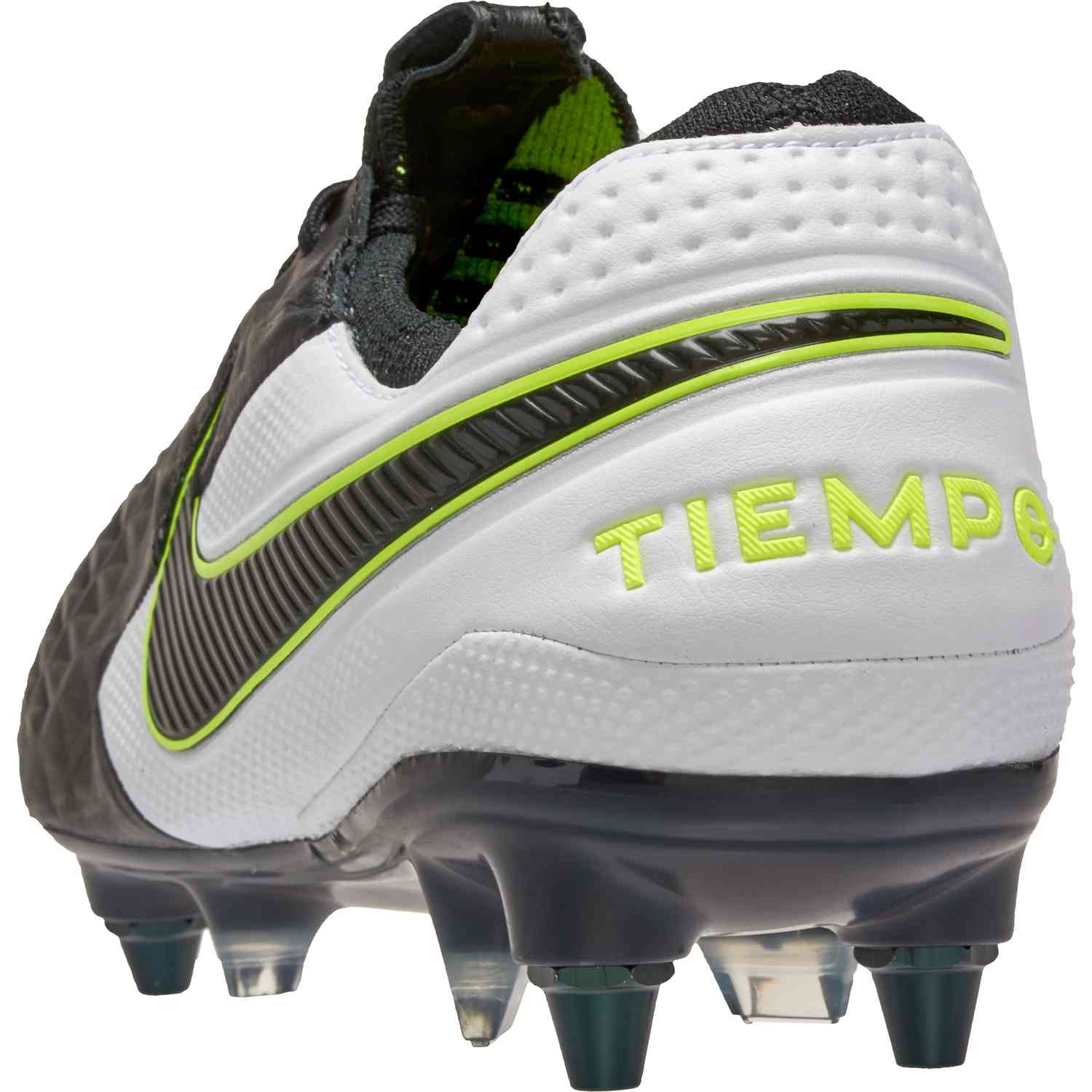 Time Legend 8 Elite men 's molded football boots.