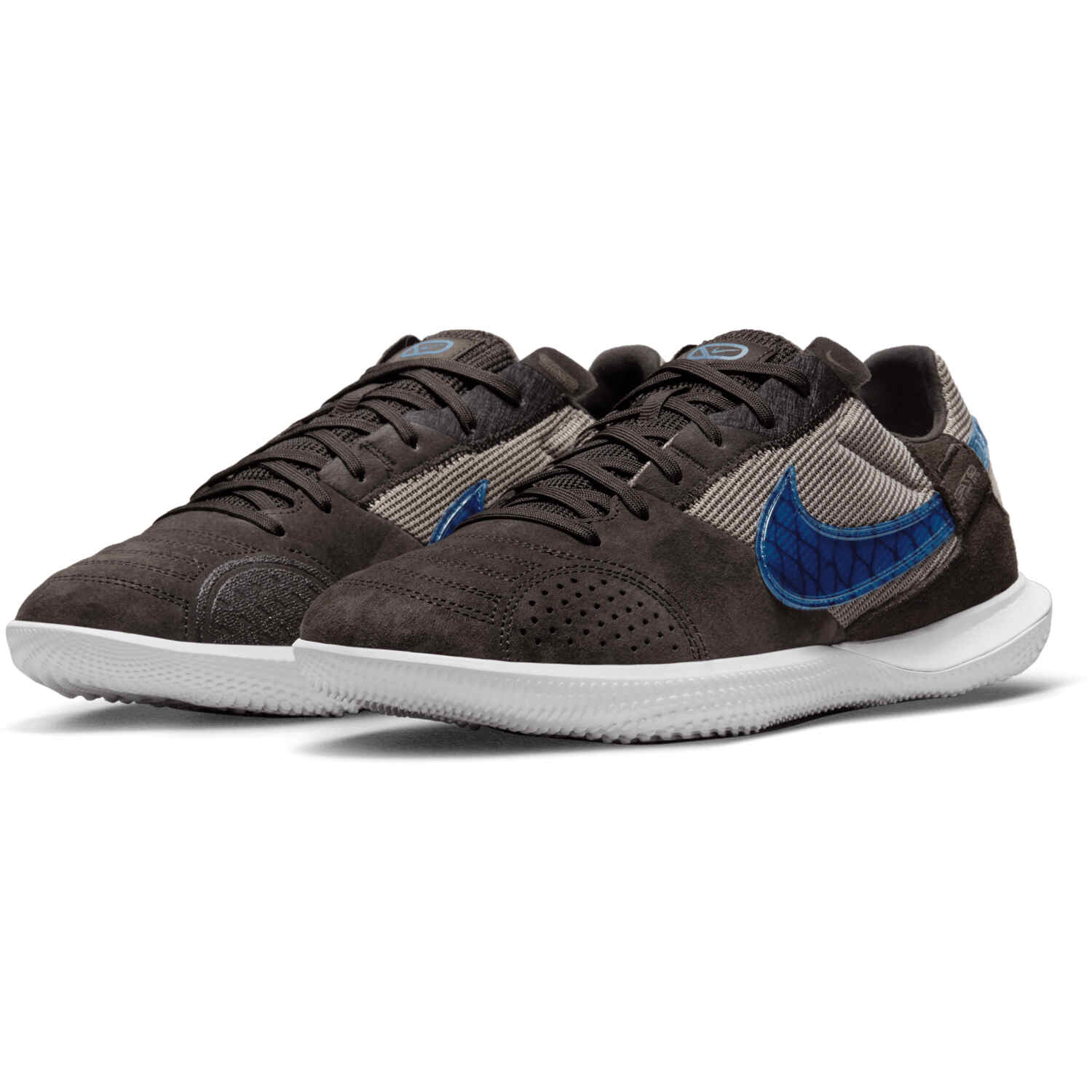 Blue velvet hot sale nike shoes