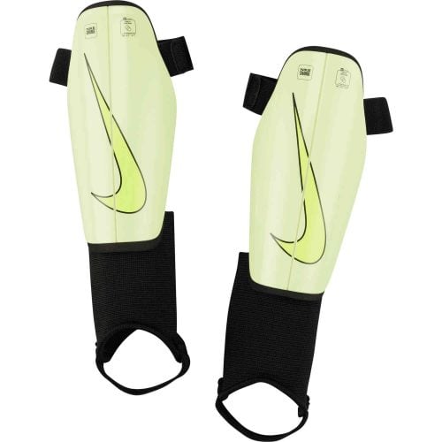 Nike protegga shin guards junior best sale