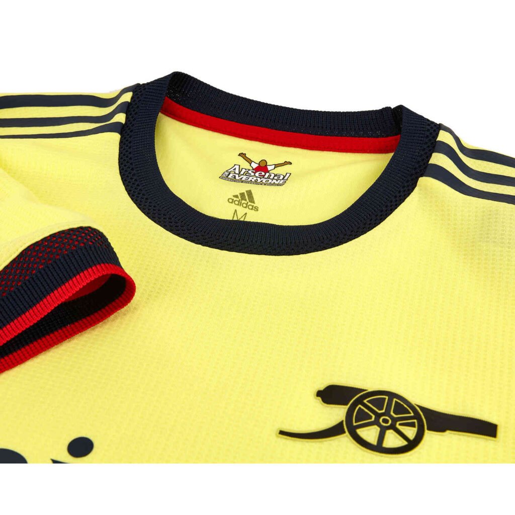 arsenal jersey saka