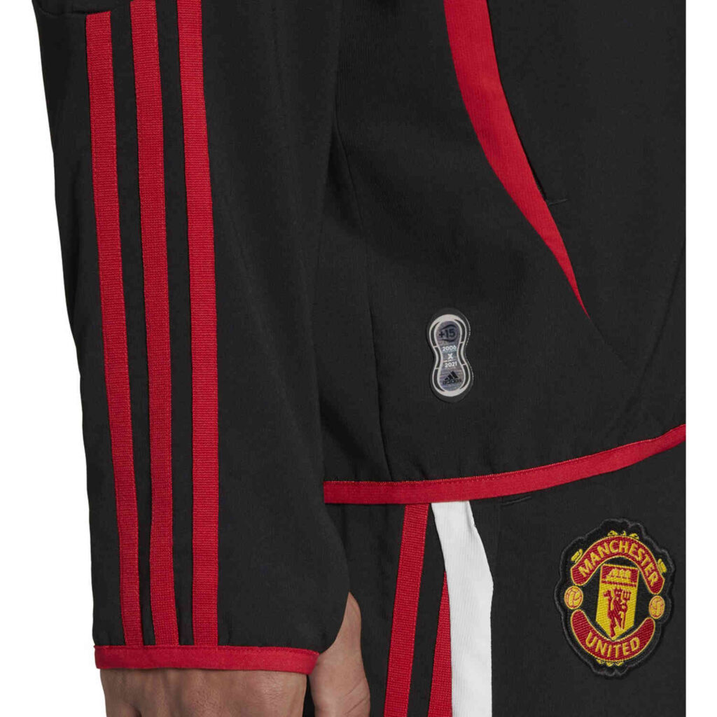 adidas Manchester United Teamgeist Woven Jacket - Black - SoccerPro